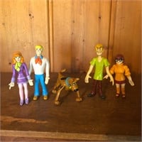 Lot of Mixed Scooby Doo Action Figure Toys