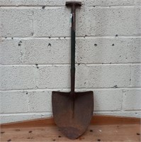Good old heavy Coal Spade - possibly used on