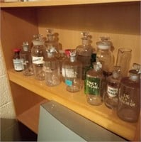 Collection of Vintage Glass Chemist Jars (18)