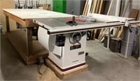 JET Table Saw, Large Table & Dust Collector