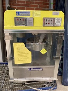 Deluxe Citation Popcorn Machine with Oil Pimp