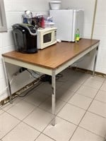 Metal Desk/Table & Microwave
