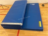 Avai American Folding Gymnastics Mat, 5'x10'x2"