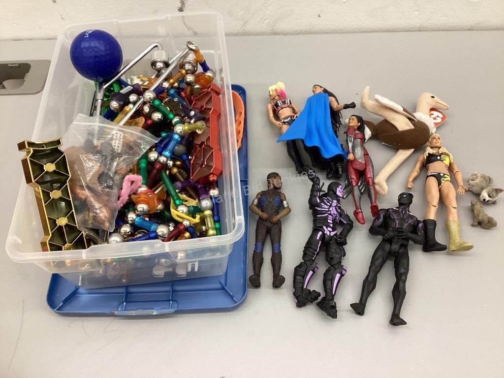 Magnetic Toys & Super Hero Figures