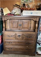 Vntg Dresser w/Contents