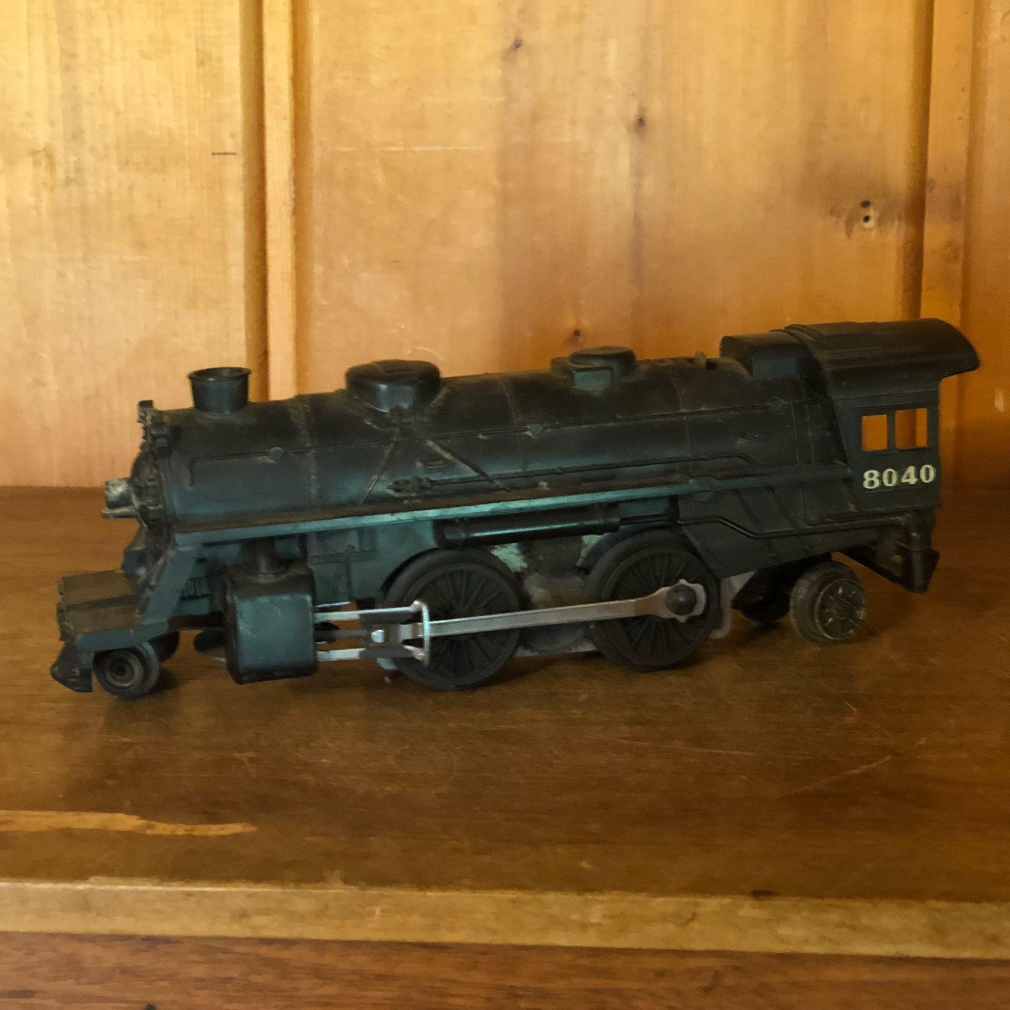 Vintage Lionel 8040 Train Engine Toy