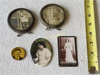 Photo antique Collection Late 1800s' Pin Back Too