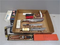 Grouping of Fixed Blade and Folding Knives –