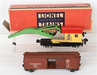 LIONEL 2810 CRANE CAR & 2954 BOX CAR