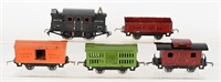 LIONEL 152 ENGINE & 4 FREIGHT CARS