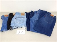 Women's Levis Shorts and Jeans - Size 29 and 8