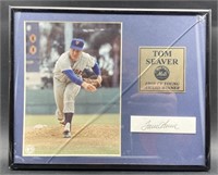 (D) Tom Seaver signed 10 x 8 framed photo w/COA