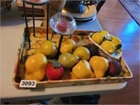 SERVING TRAY WITH DECORATIVE FRUIT AND HOLDER LR