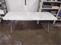 6 ft bifold plastic folding table table