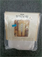 NWT Sears Window Viewpoints curtain panel, 40"x84"