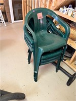 4 Green Plastic Outdoor Chairs
