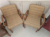 *2 - CHAIRS