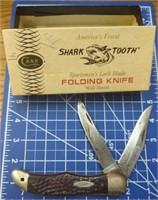 Vintage case XXX shark tooth folding knife two