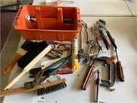 WORK TOTE WITH VARIOUS TOOLS