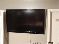 LG flat screen TV 50"