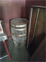 50 gallon wood whiskey barrel