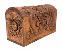 Carved box, acanthus leaves & flower, dome top,