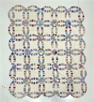 Wedding ring quilt, scalloped edges, 64" x 76"