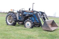 1979 Ford 1900 w/Westendorf TA111 Loader 5' Bucket