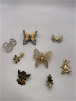 BROOCH LOT OF 8 -INCLUDES MONET