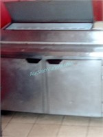 refrigerated prep table needs service