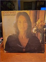 Joan Baez Diamonds & Rust LP Good Condition 34-2