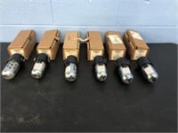 6 Dixon Lubricators 1/2" NPT
