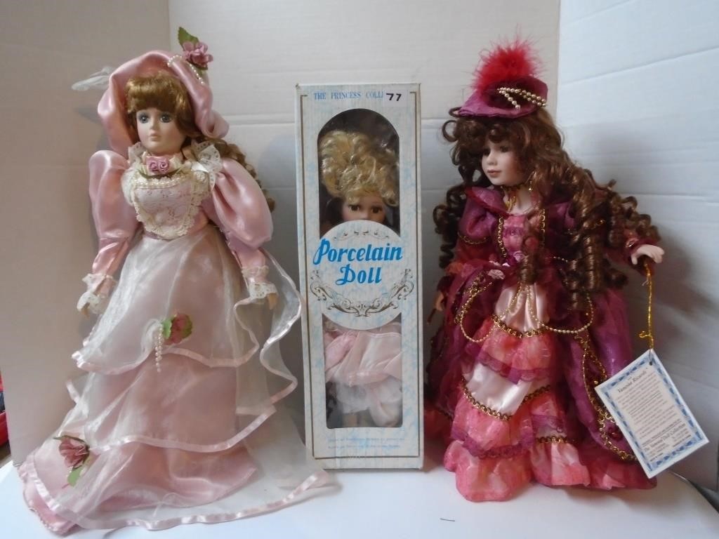 3  Beautifull !8" Dolls