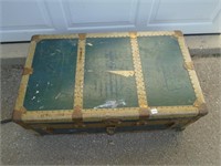 36" x 21" x 12"h Trunk