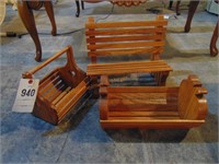 Small wooden bench, magazine holders