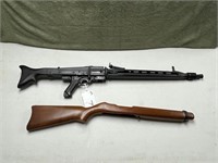 Ruger 10/22 .22 LR in MG42 Stock w/Orig Stock