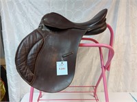 English Saddle 17" Seat **