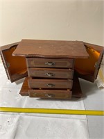 Vintage jewelry box