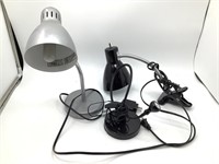 SET THREE DESK LAMPS WITH ADJUSTABLE NECKS