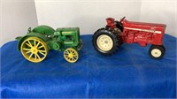 JD Steel wheel tractor -  IHC  Tractor