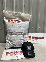 2-20KG bags 16-16-16 fertilizer/ball cap Value $80