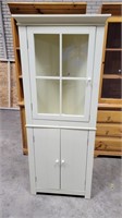 Corner cabinet 25w x 68t