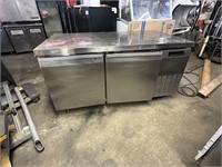 CONTINENTAL CRB67 67” WORKTOP COOLER PREP TABLE