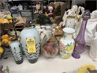 ASSORTED PIECES - 3- ASSORTED VASES / 1- BOTTLE WI