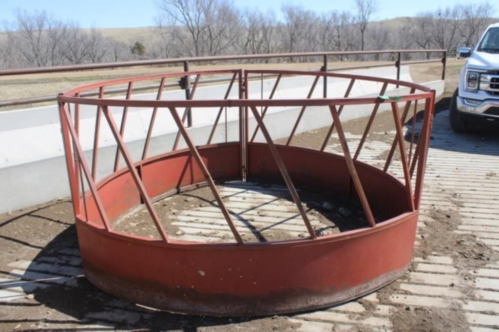 Round Bale Feeder