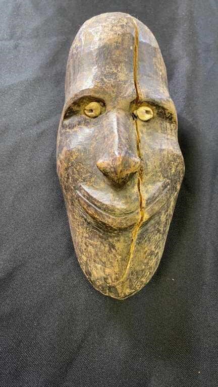 Papua New Guinea Art Wooden head carving of an anc