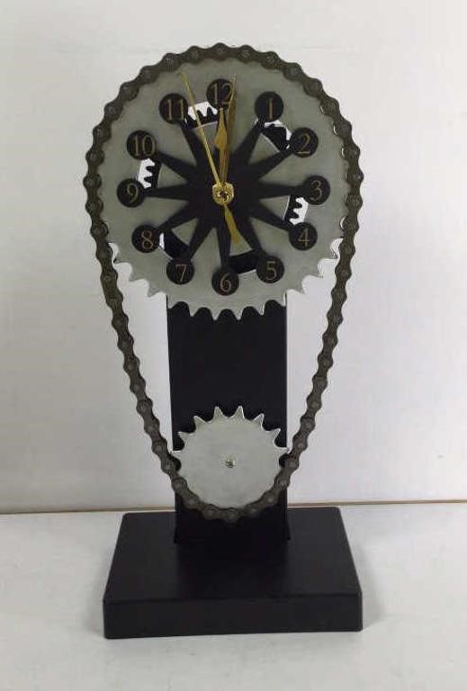 New Open Box Vintage Chain Gear Clock