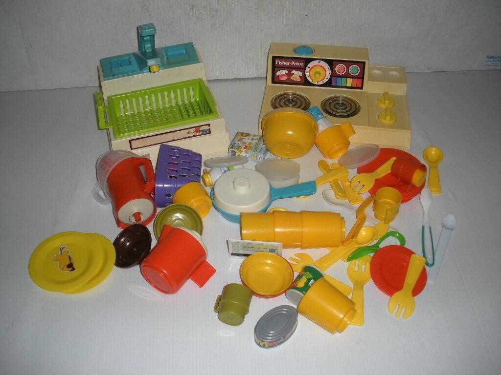 Vintage Fisher Price Sink, Stove & Accessorries