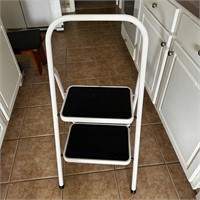 TRICAM 2 Step Portable Ladder