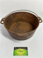 Wagner Cast Iron Round Caster Pot